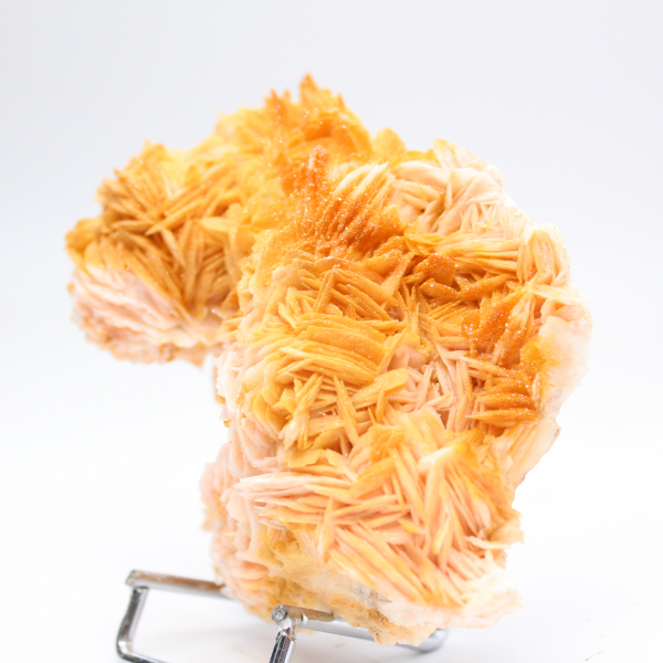 Cristallizzazione della barite arancione marocchina fine