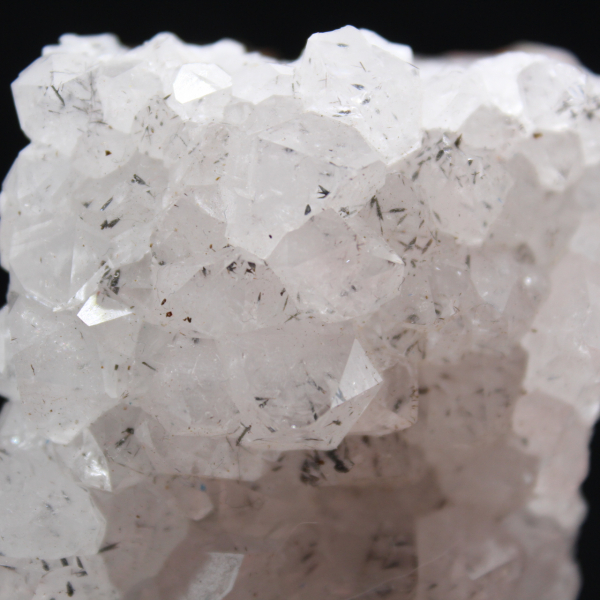 Piccolo quarzo con inclusione di goethite, roccia naturale 170 g