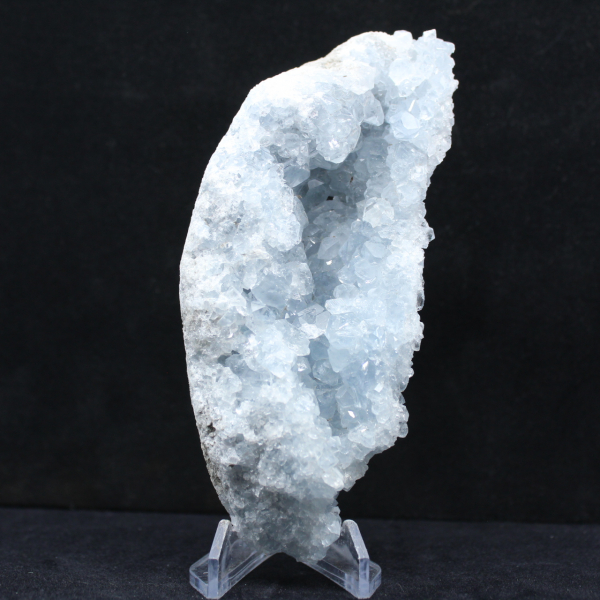 Celestina del Madagascar: Geode di cristallo blu