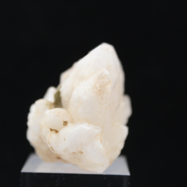 Quarzo naturale in miniatura a forma di fiore proveniente dal Marocco