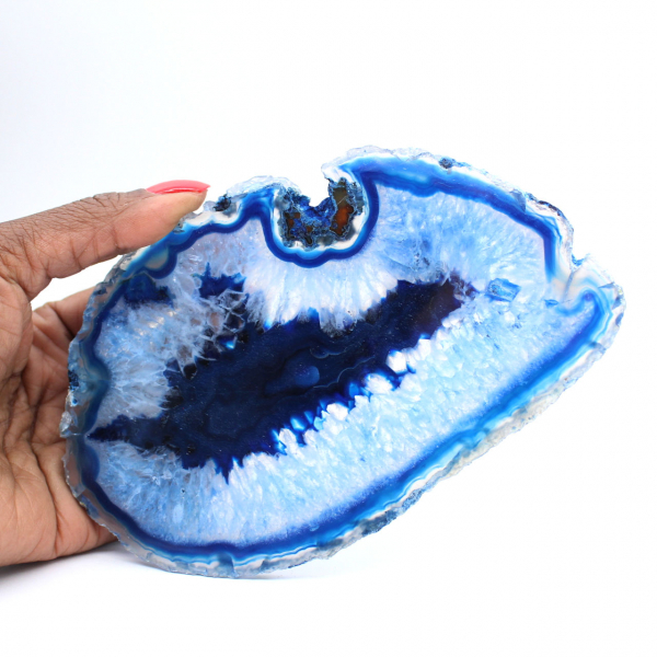 Sottile fettina di agata blu di origine brasiliana