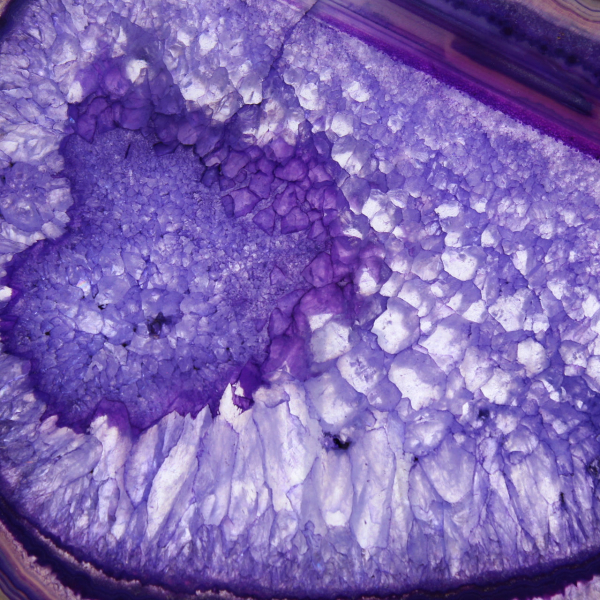 Placca in agata viola brasiliana: oggetto decorativo