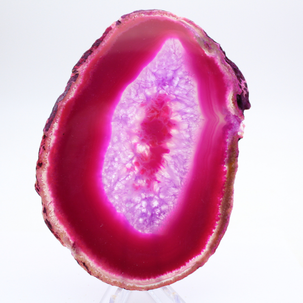 Fetta lucida di agata rosa tinta