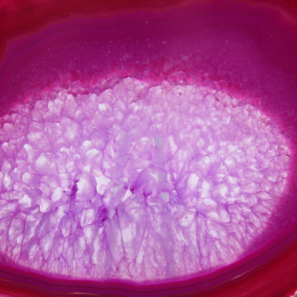 Fetta decorativa di agata rosa tinta