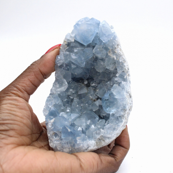 Celestite del Madagascar - Formazione cristallina