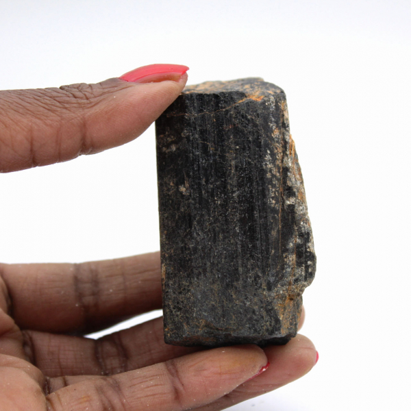 Piccola tormalina nera del Madagascar - Campione grezzo