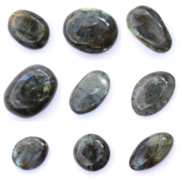 Ciottolo di labradorite
