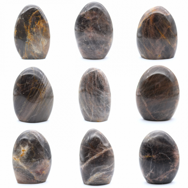 Pietra di luna nera naturale