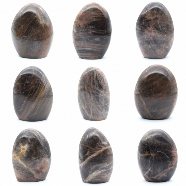 Pietra di luna nera naturale