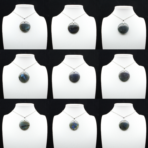 Ciondolo rotondo in labradorite