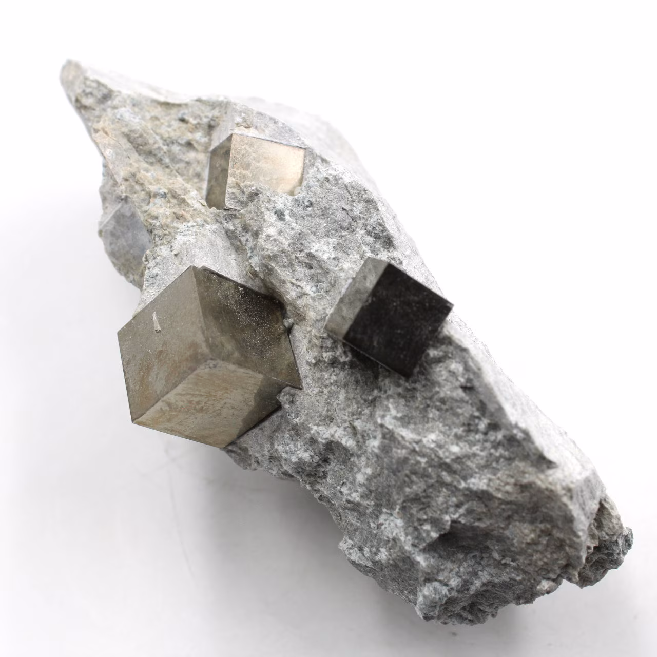 Cubi della pirite su gangue di Navajun Spagna