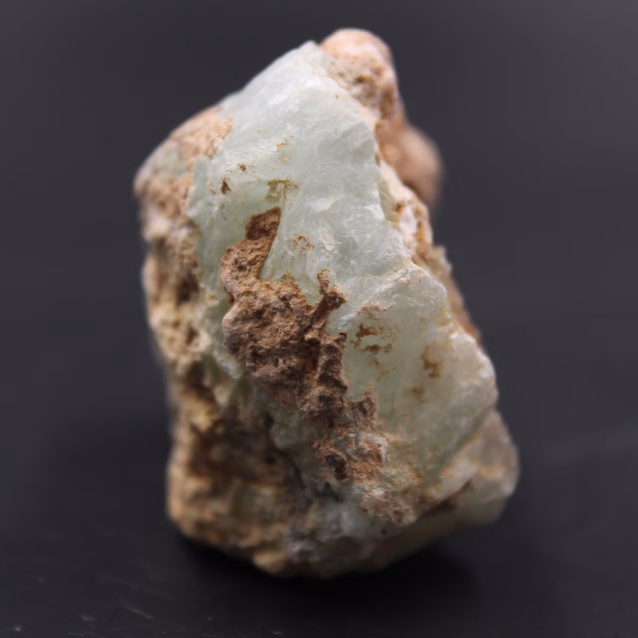 Prehnite verde