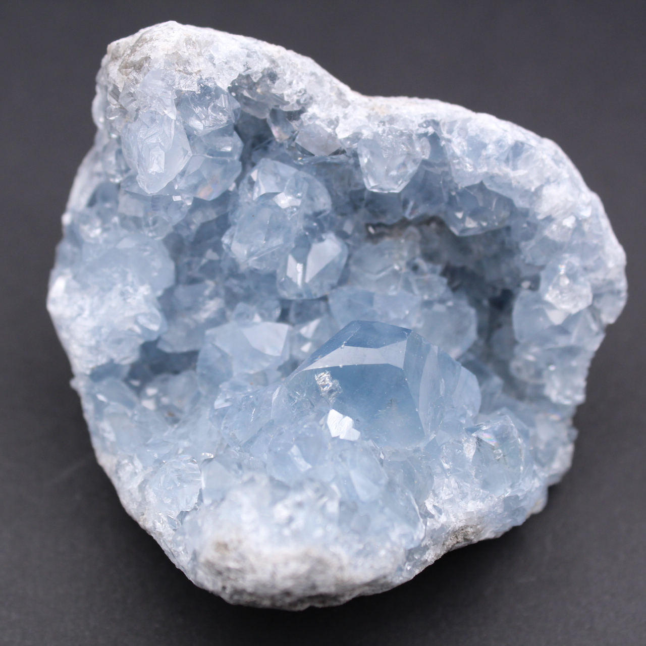 Cristalli di celestite blu