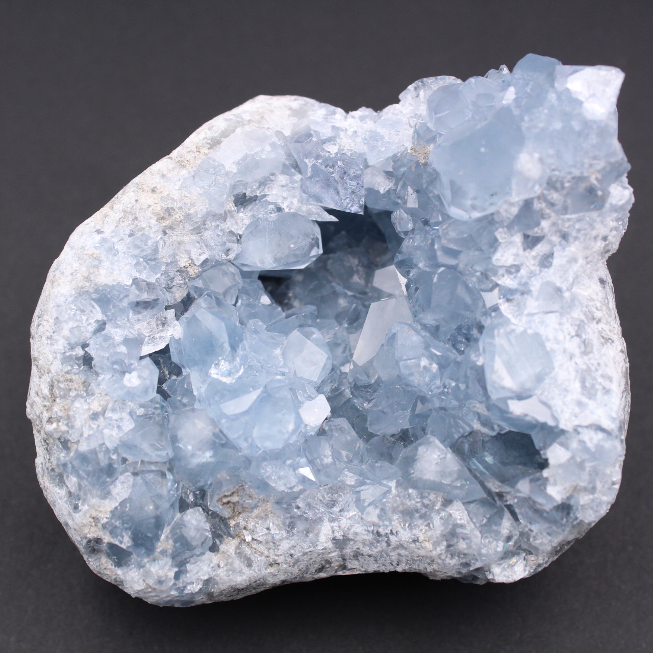 Cristalli di celestite blu