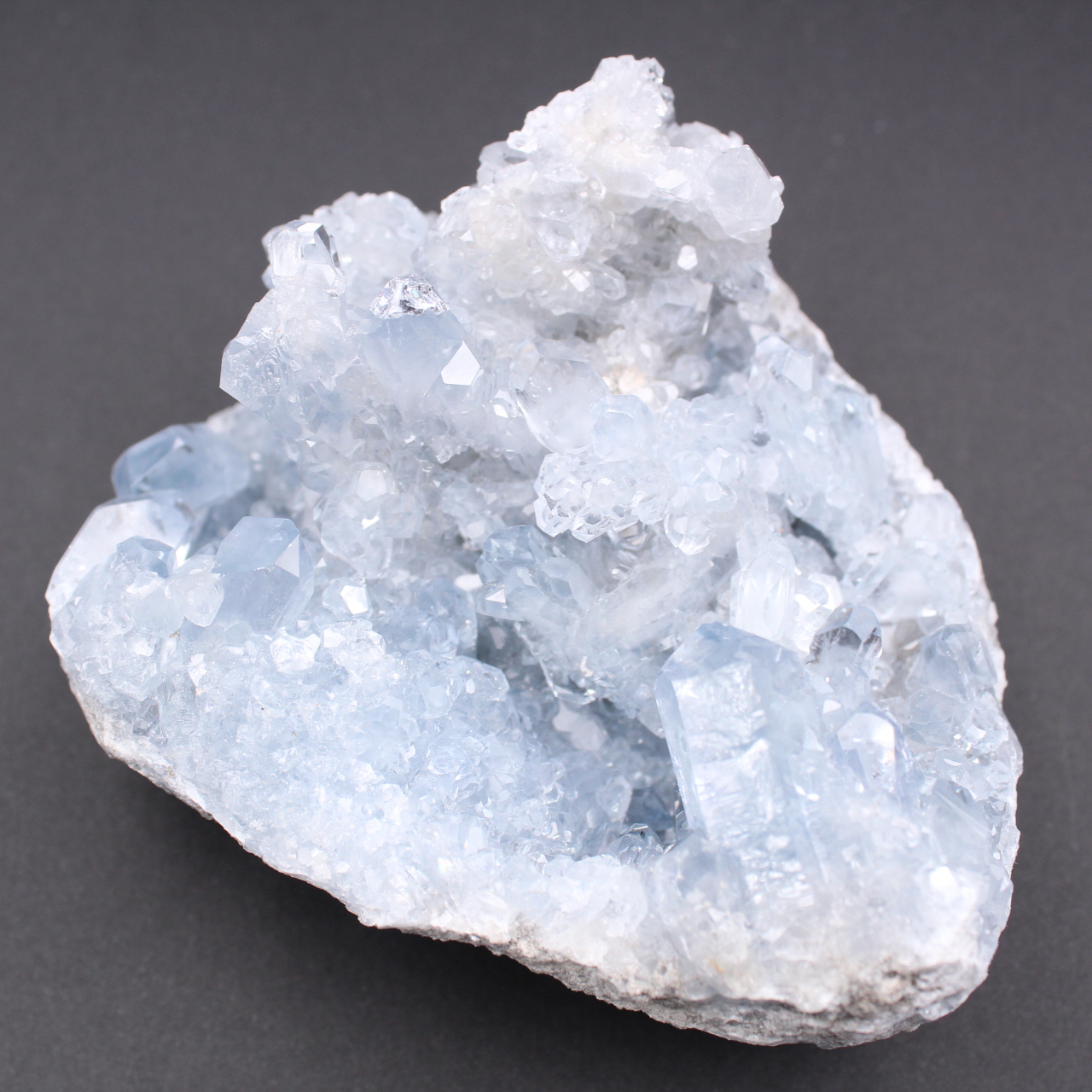 Cristalli di celestite blu