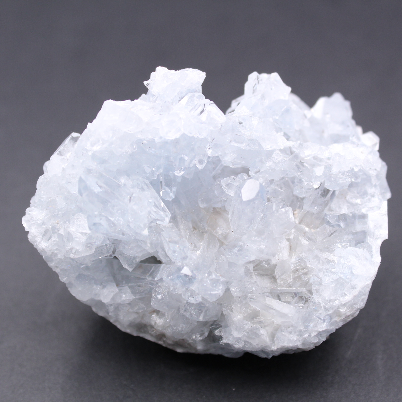 Cristalli di celestite blu