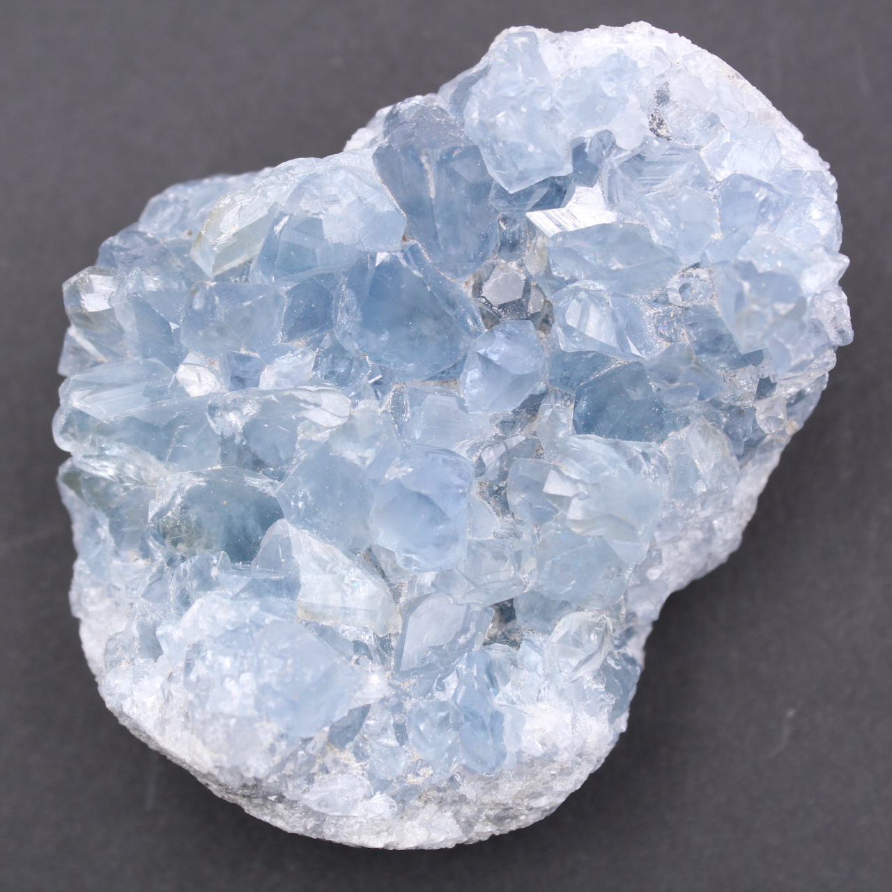 Cristalli di celestite blu