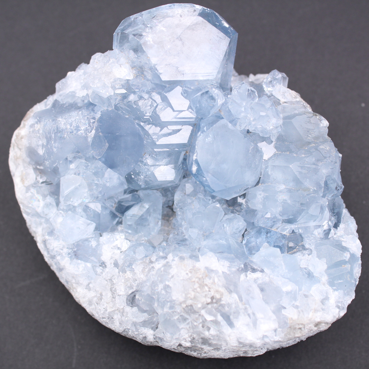 Cristalli di celestite blu