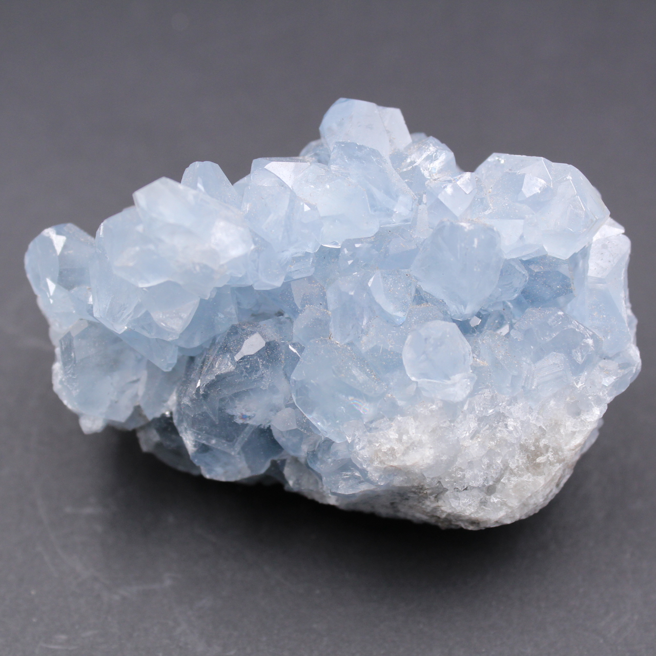 Cristalli di celestite blu