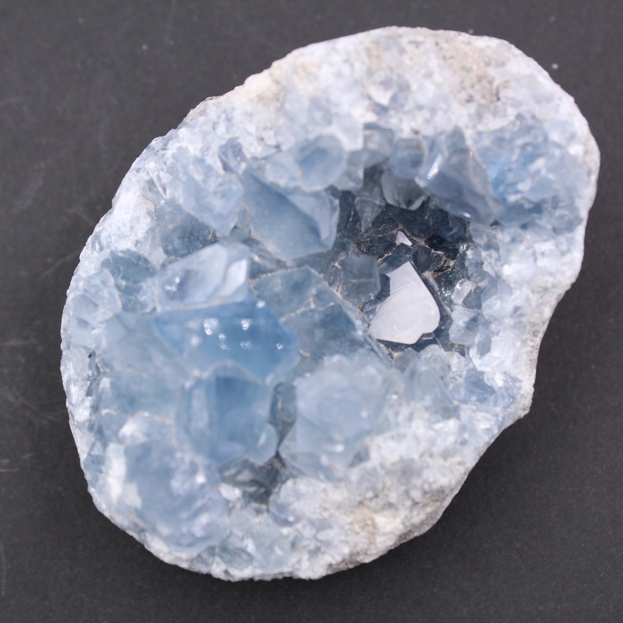 Cristalli di celestite blu