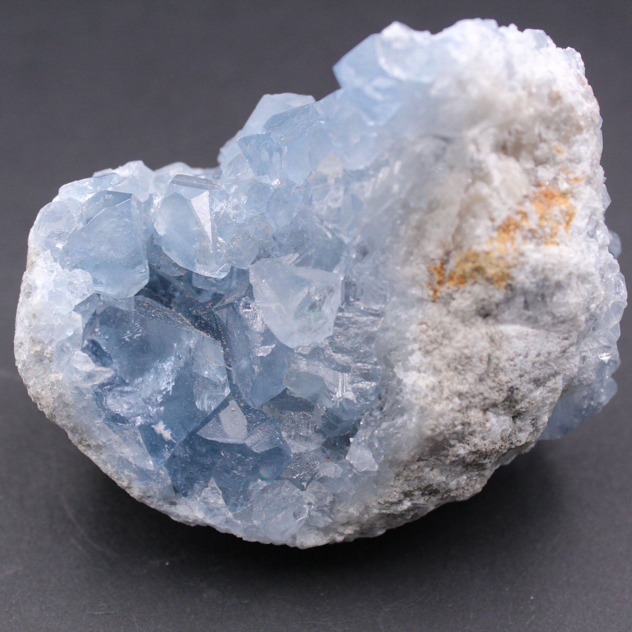 Cristalli di celestite blu