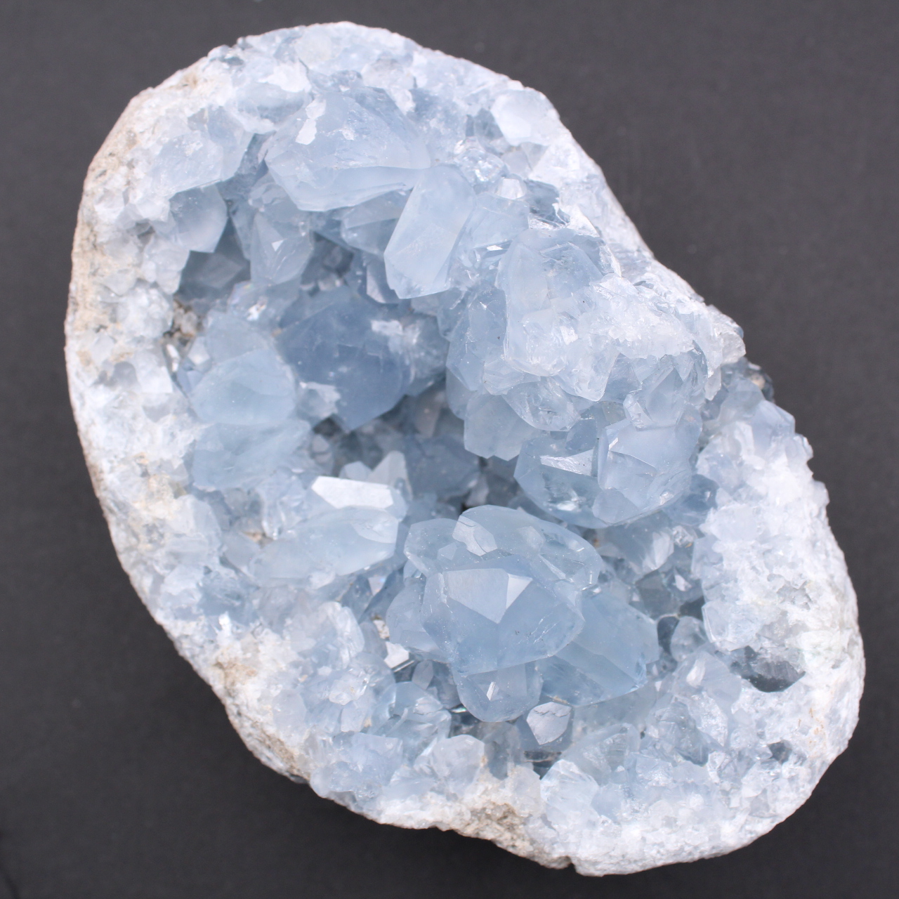 Cristalli di celestite blu