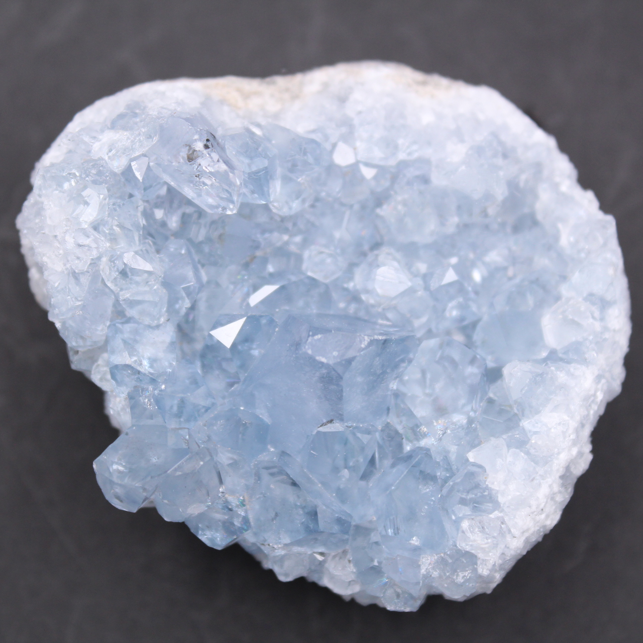 Cristalli di celestite blu