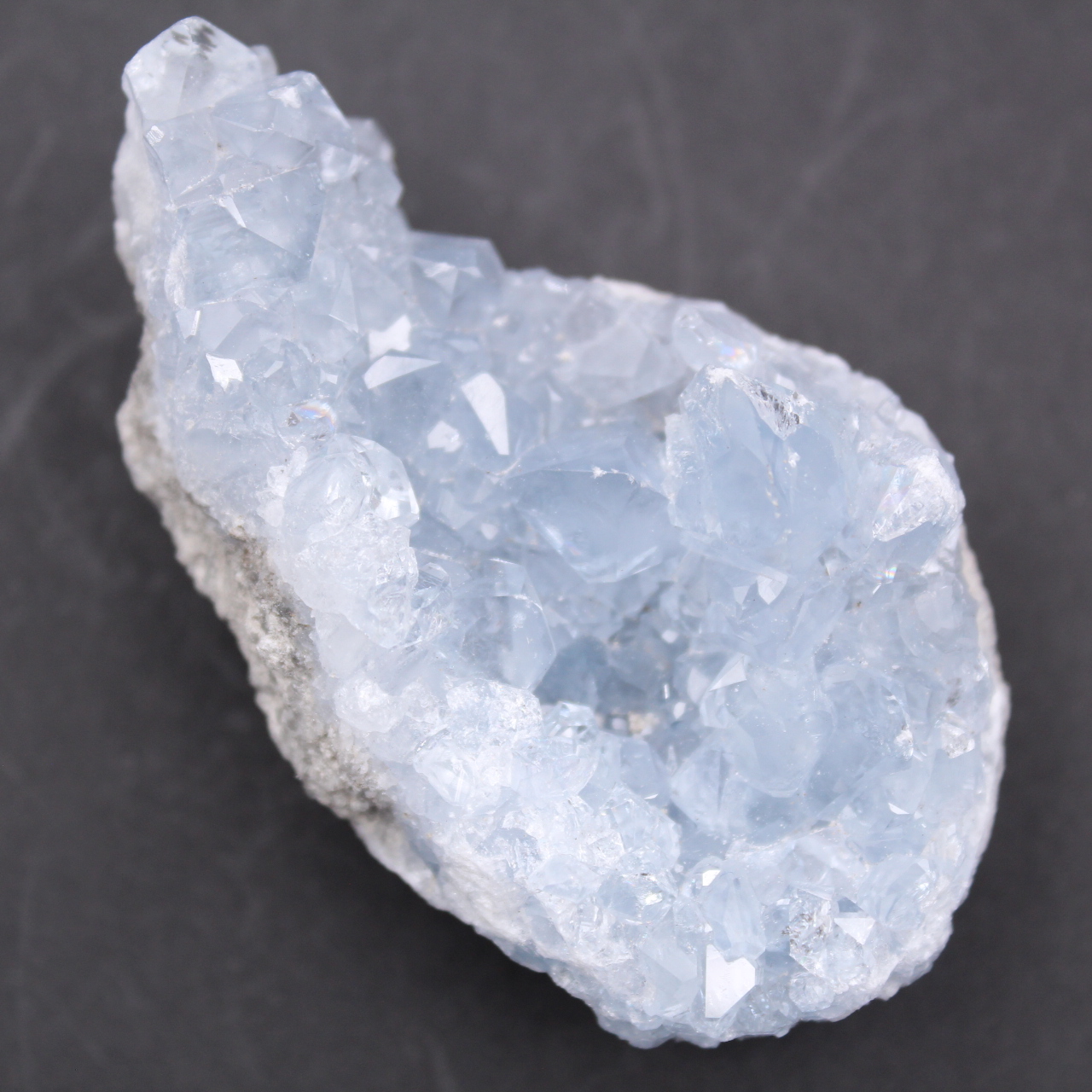 Cristalli di celestite blu