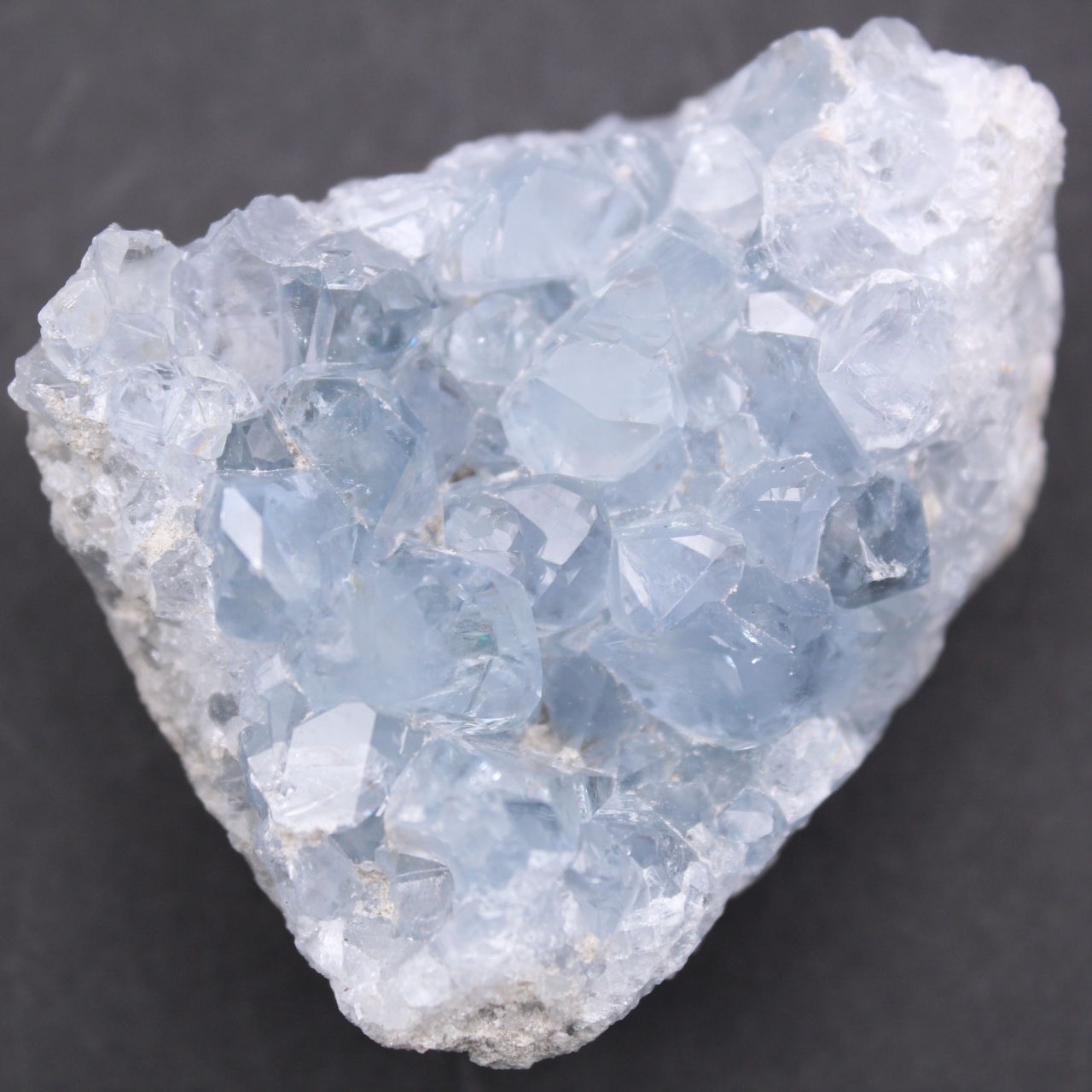 Cristalli di celestite blu