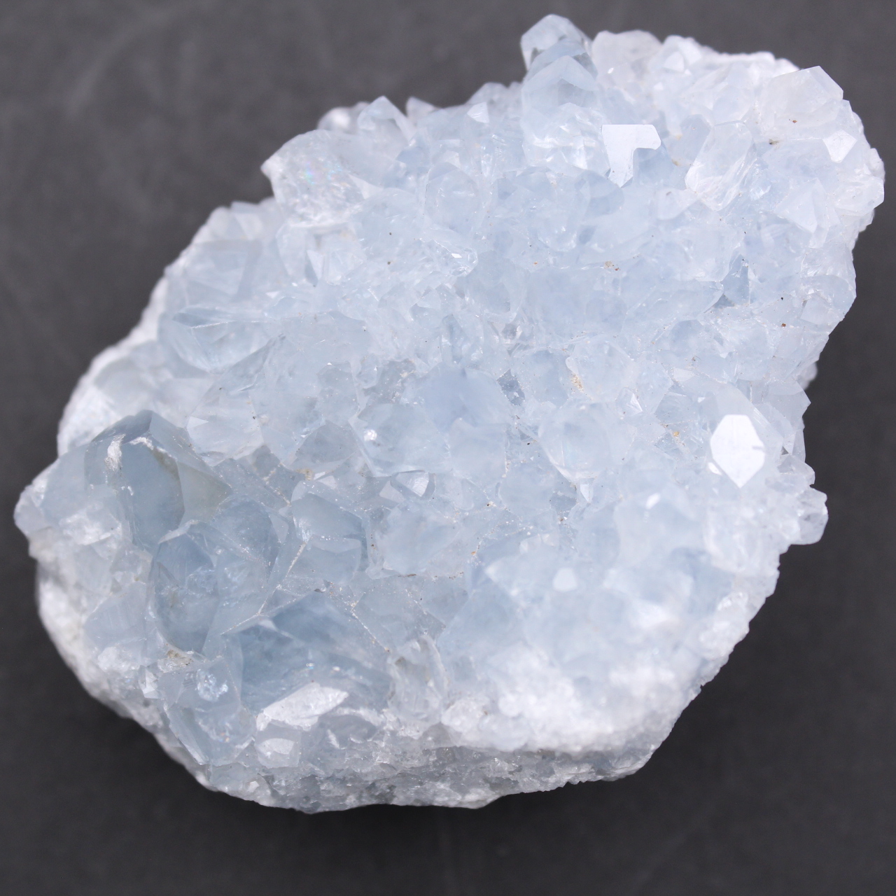 Cristalli di celestite blu