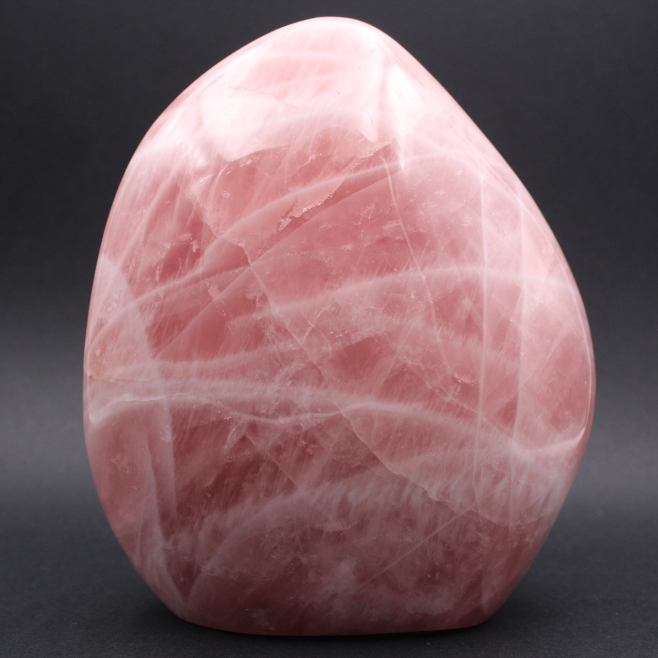 Grande blocco di quarzo rosa lucido