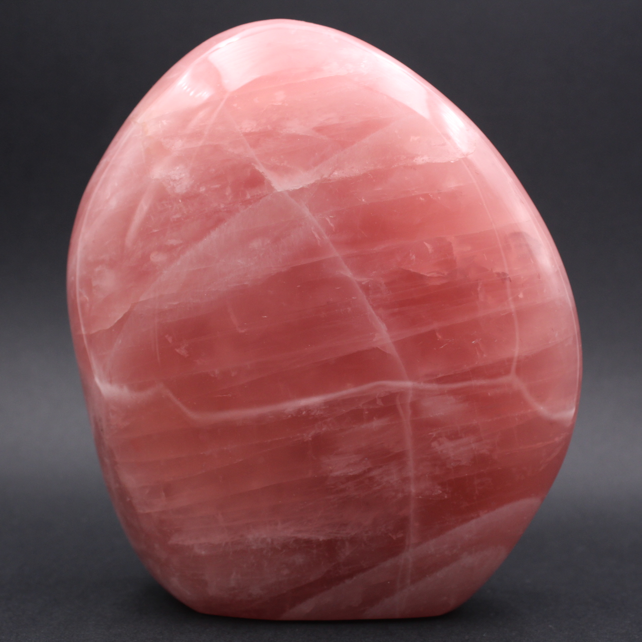 Grande blocco di quarzo rosa lucido
