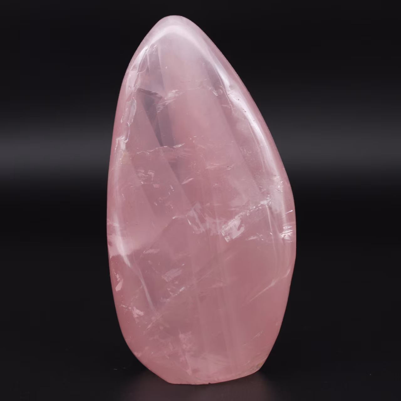 Quarzo rosa a forma libera