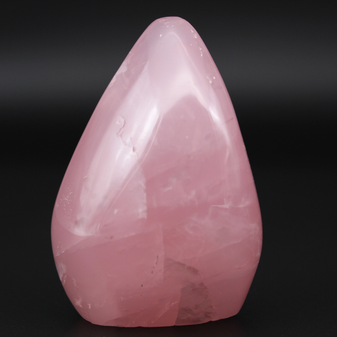 Quarzo rosa a forma libera