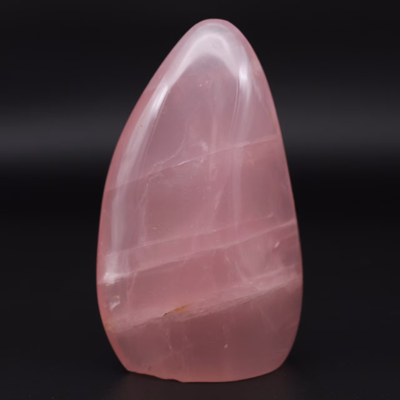 Quarzo rosa a forma libera