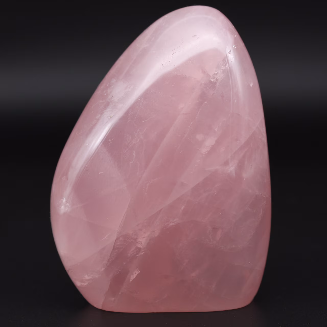 Quarzo rosa a forma libera