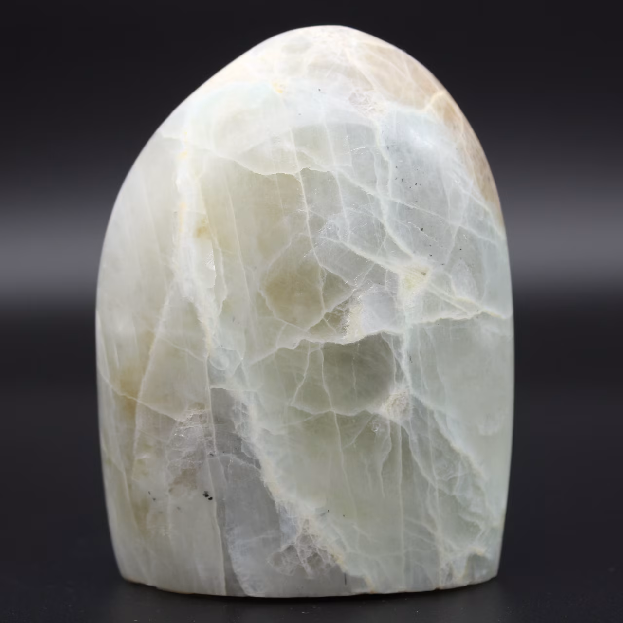 Garnierite lucida