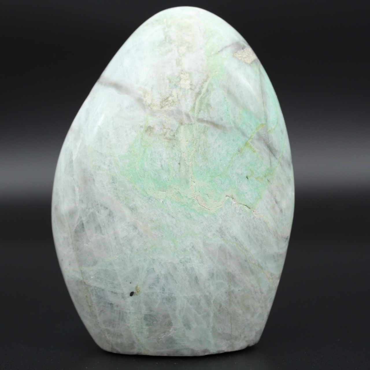 Roccia garnierite lucidata