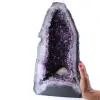 Geode di ametista con un bellissimo cristallo di calcite - 0