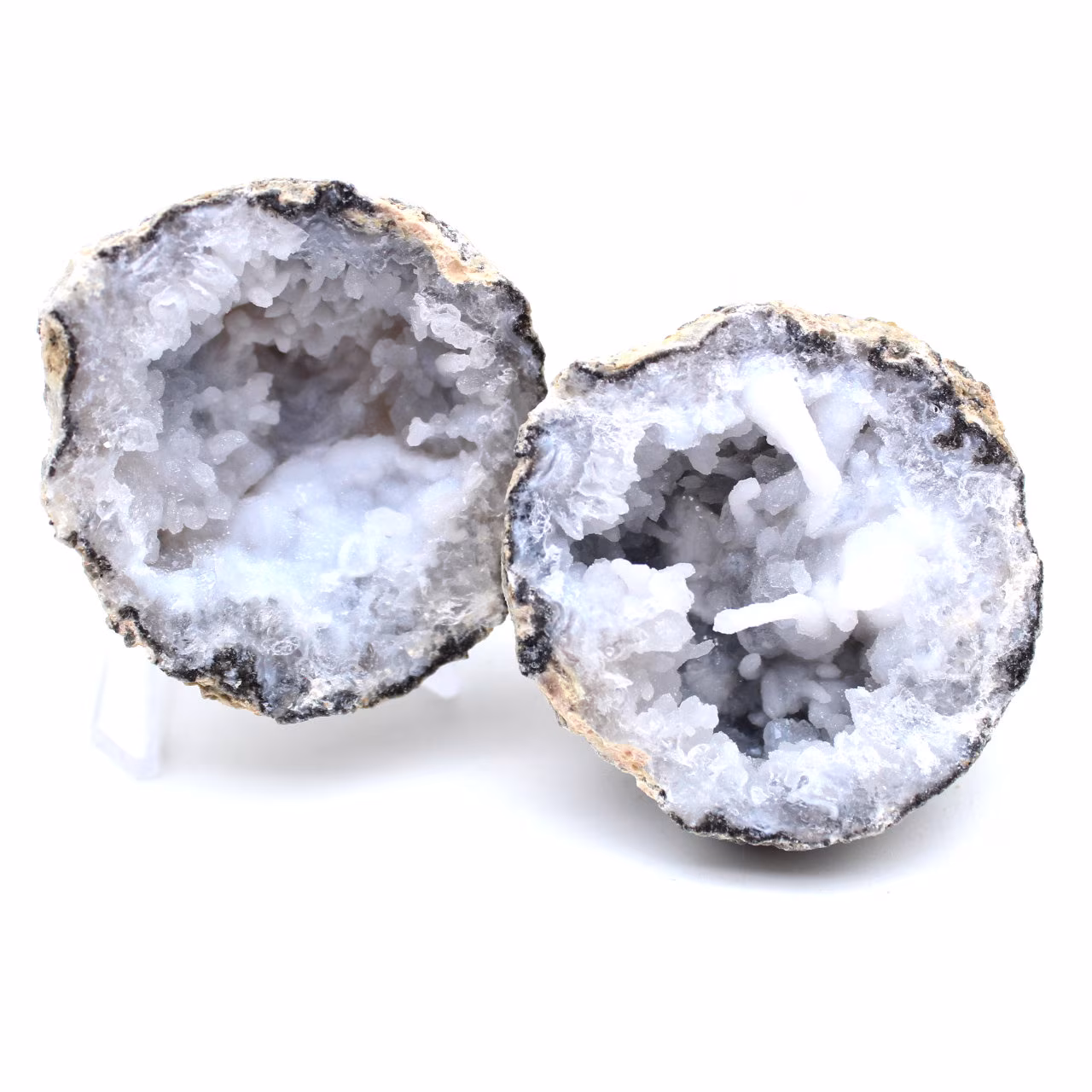 Geode intero di agata di cocco