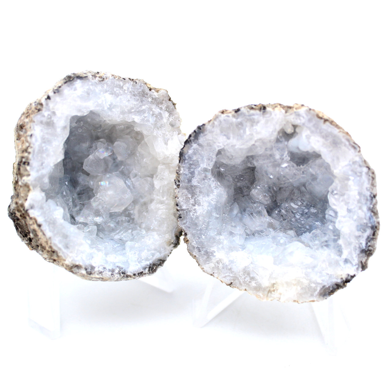 Geode intero di agata di cocco
