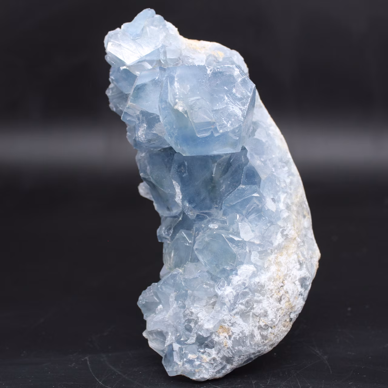 Celestite su matrice cristallizzata