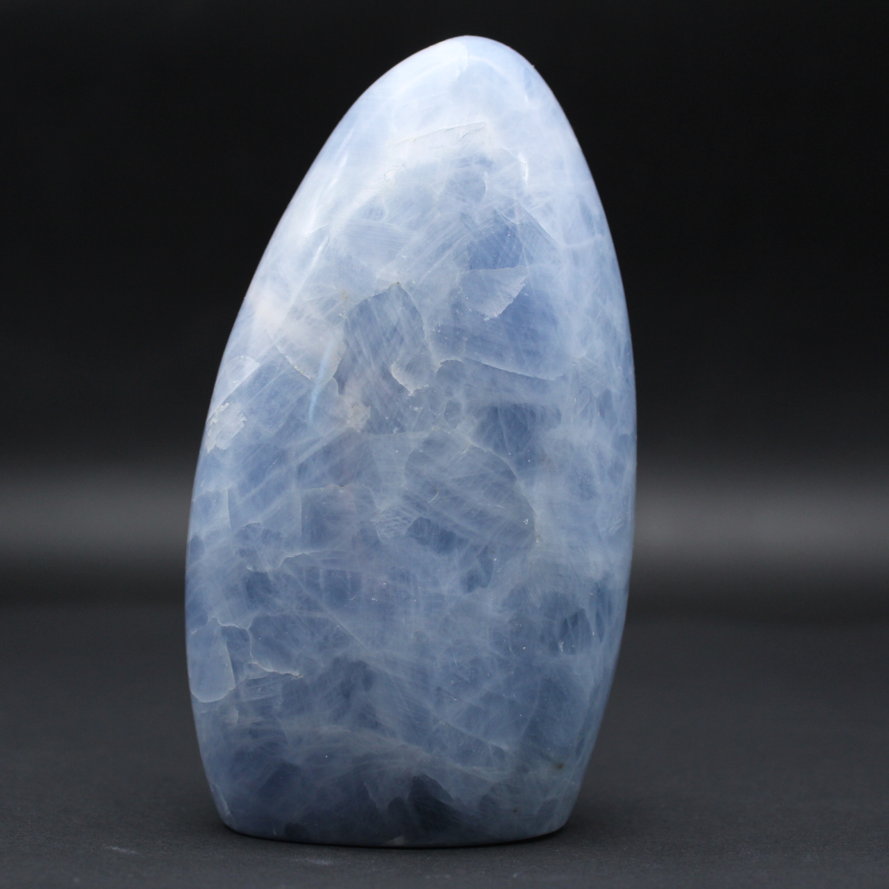 Calcite blu decorativa