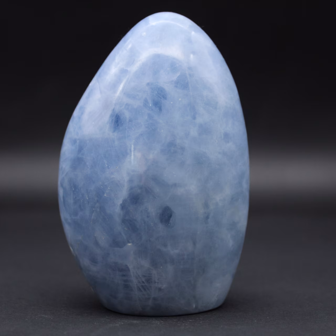 Calcite blu naturale ornamentale