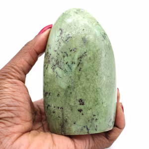 Roccia levigata in feldspato verde