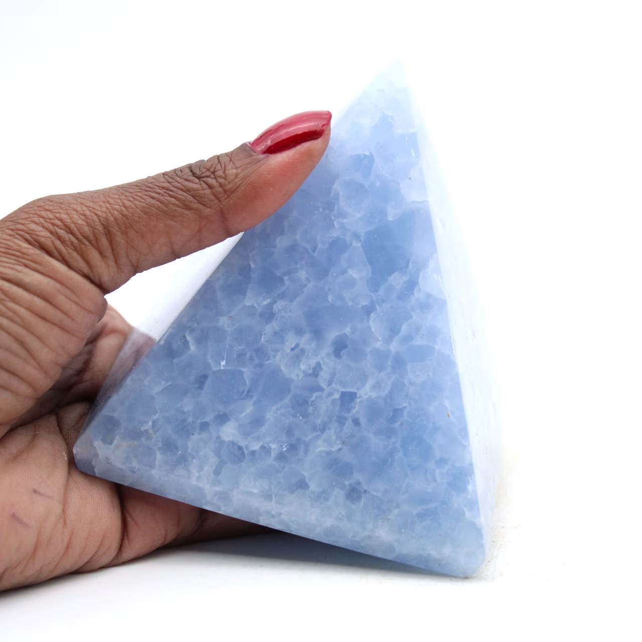 Piramide di calcite blu