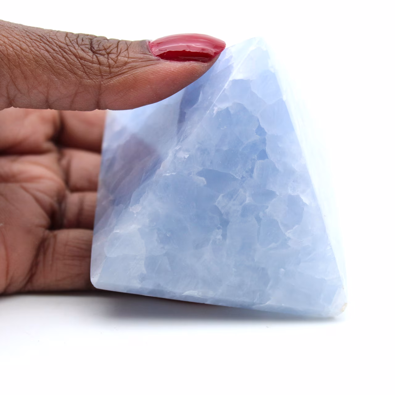 Piramide di calcite blu