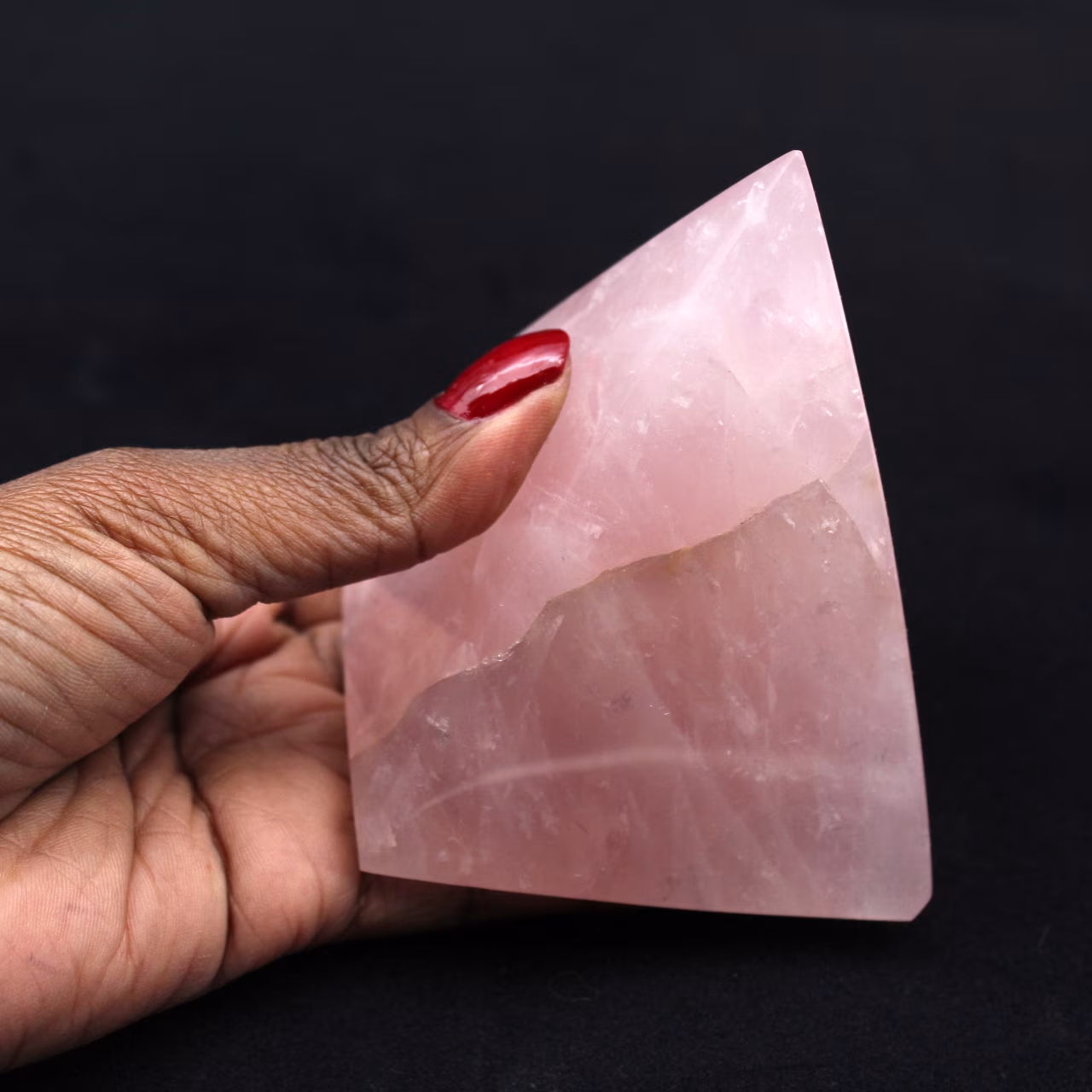 Piramide di quarzo rosa