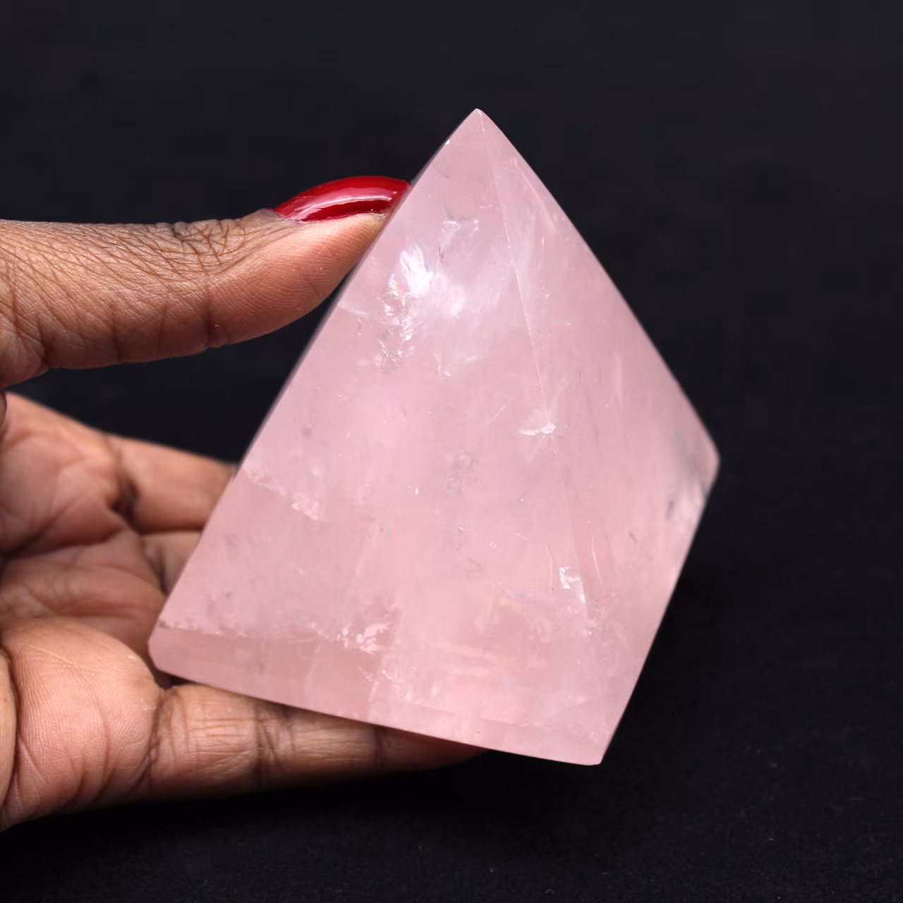 Piramide di quarzo rosa