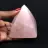 Piramide di quarzo rosa